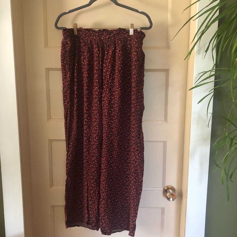 American eagle floral pants LAST CHANCE